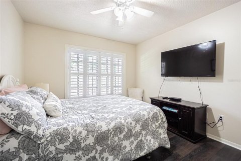 Condo in Wesley Chapel, Florida, 3 bedrooms  № 1317515 - photo 16