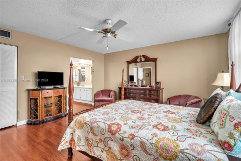 Copropriété à vendre à Pembroke Pines, Floride: 2 chambres, 110.27 m2 № 965564 - photo 16