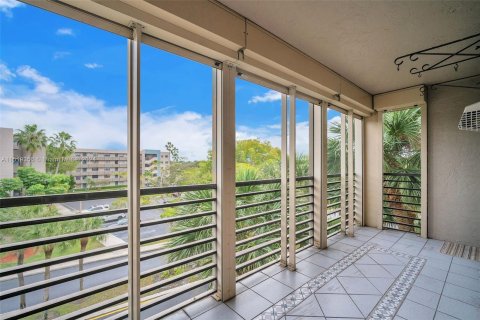 Condominio en venta en Pembroke Pines, Florida, 2 dormitorios, 110.27 m2 № 965564 - foto 27