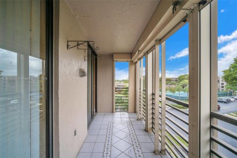 Condominio en venta en Pembroke Pines, Florida, 2 dormitorios, 110.27 m2 № 965564 - foto 28