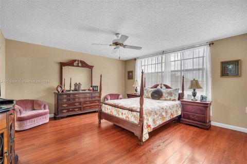 Condominio en venta en Pembroke Pines, Florida, 2 dormitorios, 110.27 m2 № 965564 - foto 15