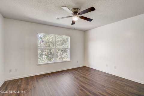 Duplex à vendre à Jacksonville, Floride: 3 chambres, 123.19 m2 № 801644 - photo 28