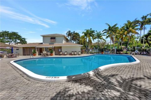 Casa en venta en Margate, Florida, 2 dormitorios, 114.55 m2 № 1177461 - foto 3