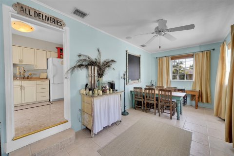 House in Fort Lauderdale, Florida 2 bedrooms, 86.77 sq.m. № 1146271 - photo 12