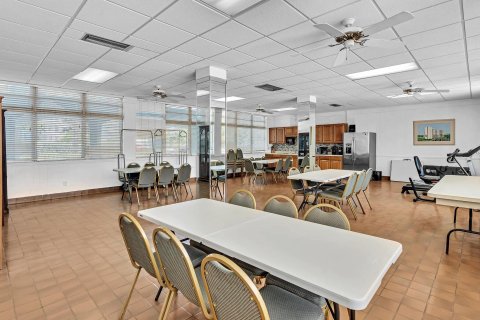 Condo in Pompano Beach, Florida, 1 bedroom  № 1145983 - photo 20