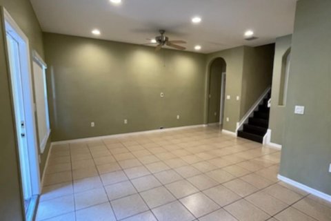 Touwnhouse à vendre à Margate, Floride: 2 chambres, 106.93 m2 № 1172969 - photo 2