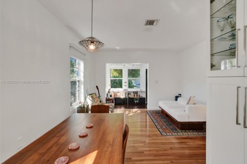 Casa en venta en Hollywood, Florida, 2 dormitorios, 79.99 m2 № 918408 - foto 14