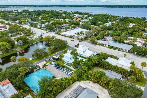 Villa ou maison à vendre à Stuart, Floride: 5 chambres, 237.46 m2 № 786790 - photo 7