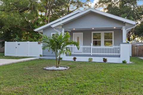 Villa ou maison à vendre à Tampa, Floride: 3 chambres, 123.37 m2 № 1371491 - photo 3