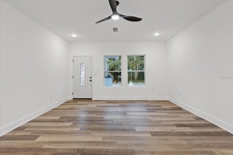 Villa ou maison à vendre à Tampa, Floride: 3 chambres, 123.37 m2 № 1371491 - photo 14