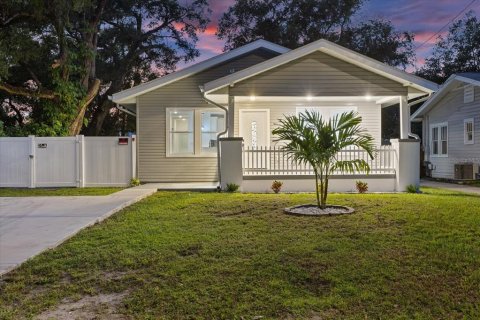 Villa ou maison à vendre à Tampa, Floride: 3 chambres, 123.37 m2 № 1371491 - photo 5