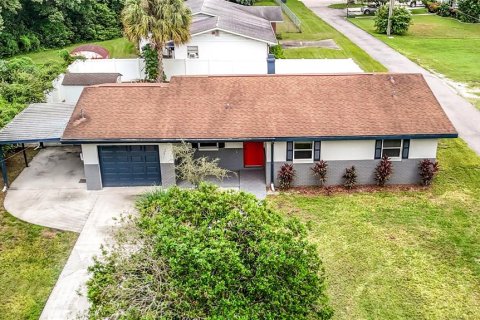 Casa en venta en Tampa, Florida, 3 dormitorios, 135.45 m2 № 1371456 - foto 2