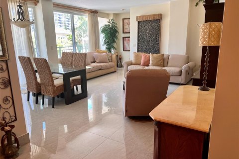 Condominio en venta en Pompano Beach, Florida, 2 dormitorios, 126.53 m2 № 977025 - foto 25