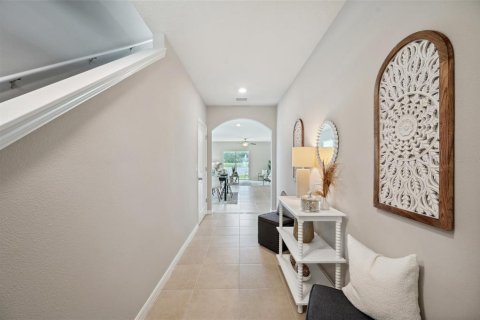 Casa en venta en Wesley Chapel, Florida, 5 dormitorios, 227.33 m2 № 1371282 - foto 4