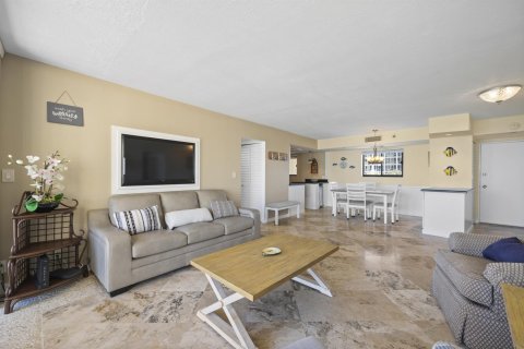 Condo in Jupiter, Florida, 2 bedrooms  № 1136483 - photo 19