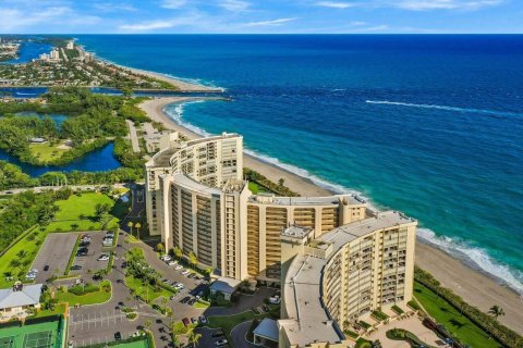 Condo in Jupiter, Florida, 2 bedrooms  № 1136483 - photo 1