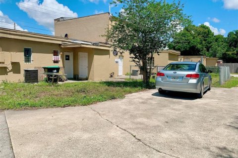 Commercial property in Orlando, Florida 382.2 sq.m. № 1268137 - photo 2