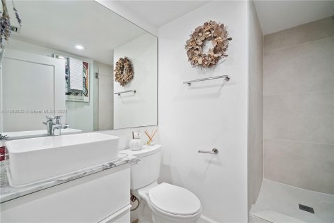 Copropriété à vendre à Miami Beach, Floride: 1 chambre, 102.19 m2 № 1387782 - photo 14