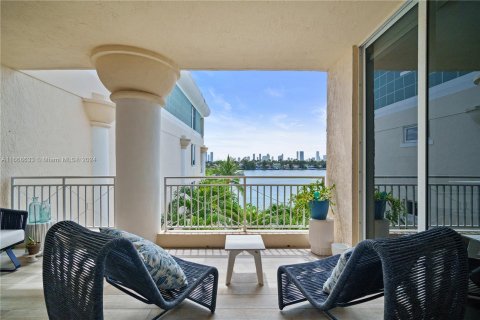 Copropriété à vendre à Miami Beach, Floride: 1 chambre, 102.19 m2 № 1387782 - photo 1