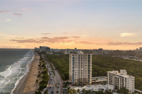 Copropriété à vendre à Fort Lauderdale, Floride: 2 chambres, 157.93 m2 № 1428420 - photo 1