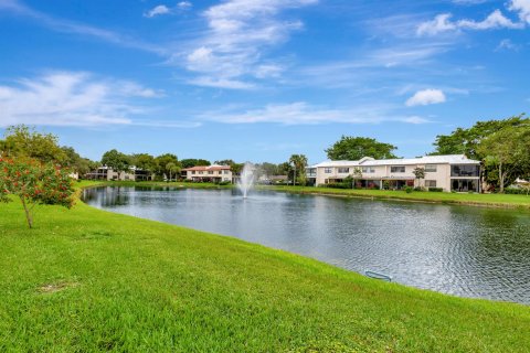 Copropriété à vendre à Boca Raton, Floride: 2 chambres, 112.97 m2 № 1147040 - photo 13