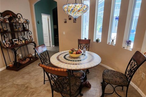 Casa en venta en Weeki Wachee, Florida, 3 dormitorios, 333.61 m2 № 1349426 - foto 12