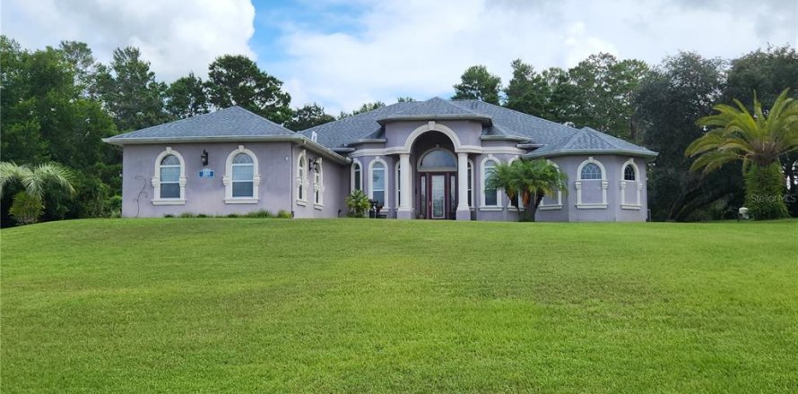 Villa ou maison à Weeki Wachee, Floride 3 chambres, 333.61 m2 № 1349426