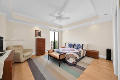 Condo in Coral Gables, Florida, 3 bedrooms  № 1347713 - photo 23