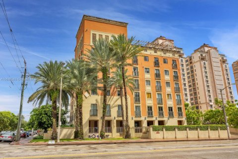 Condo in Coral Gables, Florida, 3 bedrooms  № 1347713 - photo 2