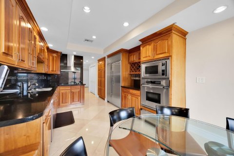 Condominio en venta en Coral Gables, Florida, 3 dormitorios, 164.16 m2 № 1347713 - foto 14