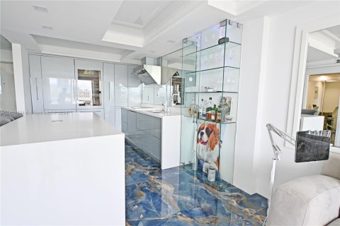 Condominio en venta en Miami Beach, Florida, 1 dormitorio, 61.22 m2 № 1347693 - foto 16