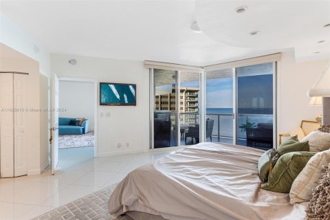 Condo in Fort Lauderdale, Florida, 3 bedrooms  № 1272476 - photo 15