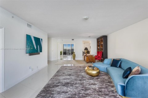 Condo in Fort Lauderdale, Florida, 3 bedrooms  № 1272476 - photo 7