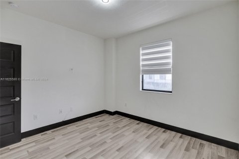 Touwnhouse à vendre à Miami Lakes, Floride: 3 chambres, 161.93 m2 № 1272105 - photo 30