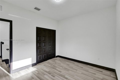 Adosado en venta en Miami Lakes, Florida, 3 dormitorios, 161.93 m2 № 1272105 - foto 20