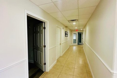 Commercial property in Orlando, Florida № 1358303 - photo 11