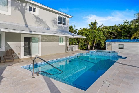 House in Islamorada, Village of Islands, Florida 5 bedrooms, 273.23 sq.m. № 760577 - photo 25