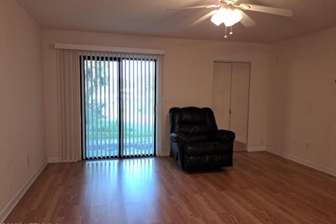 Condo in Jacksonville, Florida, 3 bedrooms  № 773308 - photo 13