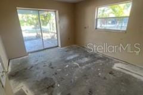 Commercial property in Englewood, Florida 235.79 sq.m. № 1133787 - photo 12