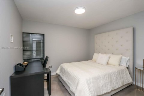 Touwnhouse à vendre à Miami Lakes, Floride: 3 chambres, 118.45 m2 № 1171764 - photo 12