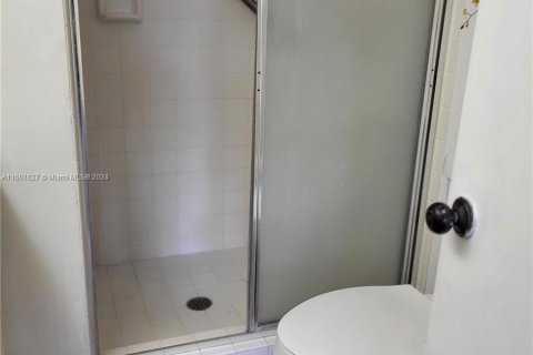 Купить кондоминиум в Санрайз, Флорида 2 спальни, 78.97м2, № 1216646 - фото 7