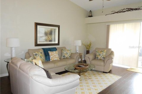 Condominio en alquiler en Sarasota, Florida, 2 dormitorios, 131.36 m2 № 248811 - foto 9