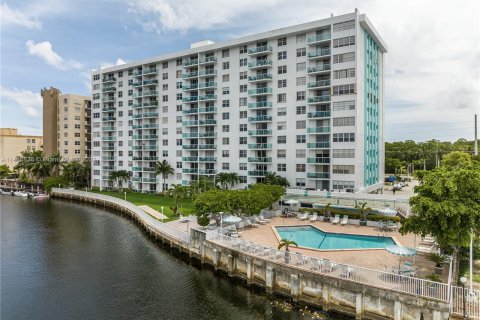 Купить кондоминиум в Норт-Майами-Бич, Флорида 2 спальни, 106.37м2, № 699449 - фото 21