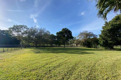 Casa en venta en Davie, Florida, 6 dormitorios, 462.65 m2 № 932337 - foto 12