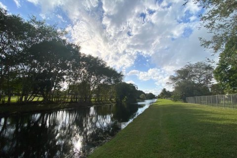 Villa ou maison à vendre à Davie, Floride: 6 chambres, 462.65 m2 № 932337 - photo 29