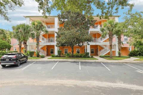 Copropriété à vendre à Davenport, Floride: 3 chambres, 113.99 m2 № 1357420 - photo 1