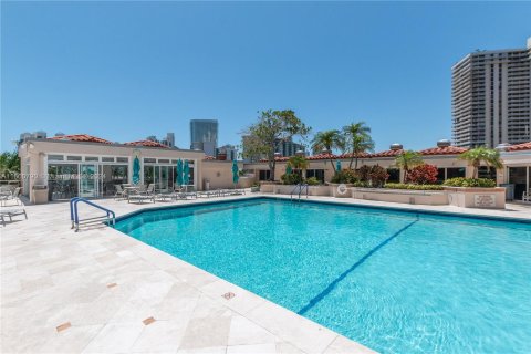 Copropriété à vendre à Aventura, Floride: 2 chambres, 141.4 m2 № 1215790 - photo 30