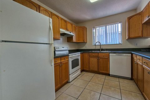 Touwnhouse à vendre à Lakeland, Floride: 3 chambres, 137.68 m2 № 1250152 - photo 11