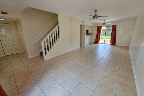 Touwnhouse à vendre à Lakeland, Floride: 3 chambres, 137.68 m2 № 1250152 - photo 8