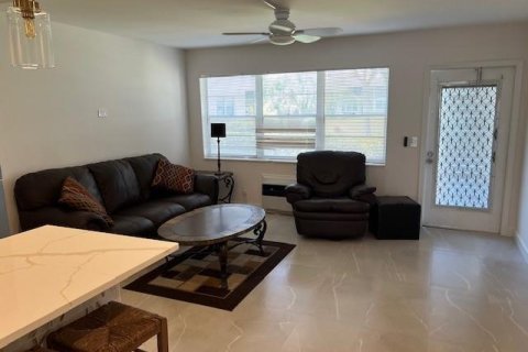 Condominio en venta en Deerfield Beach, Florida, 1 dormitorio, 60.39 m2 № 1135010 - foto 13